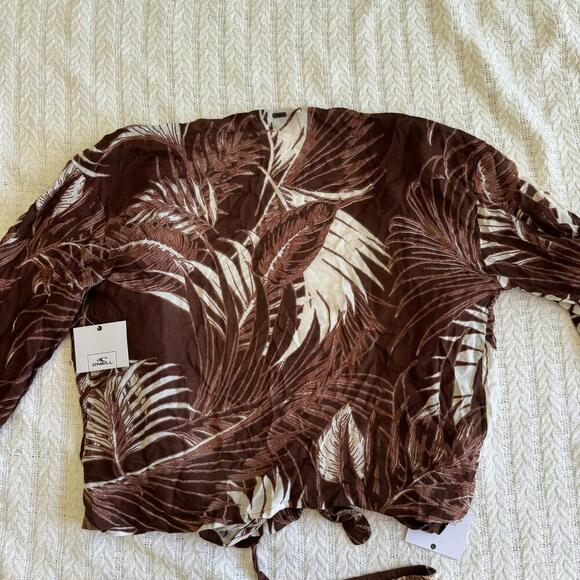 O'Neill Women's Tropical Print Shorts | Top Set - Size S-M - Picture 9 of 9
